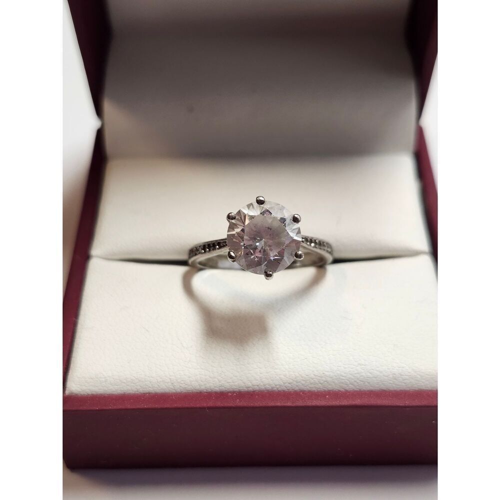 Sterling Silver Classic Solitaire Round-Cut Clear Stone Ring Size 8